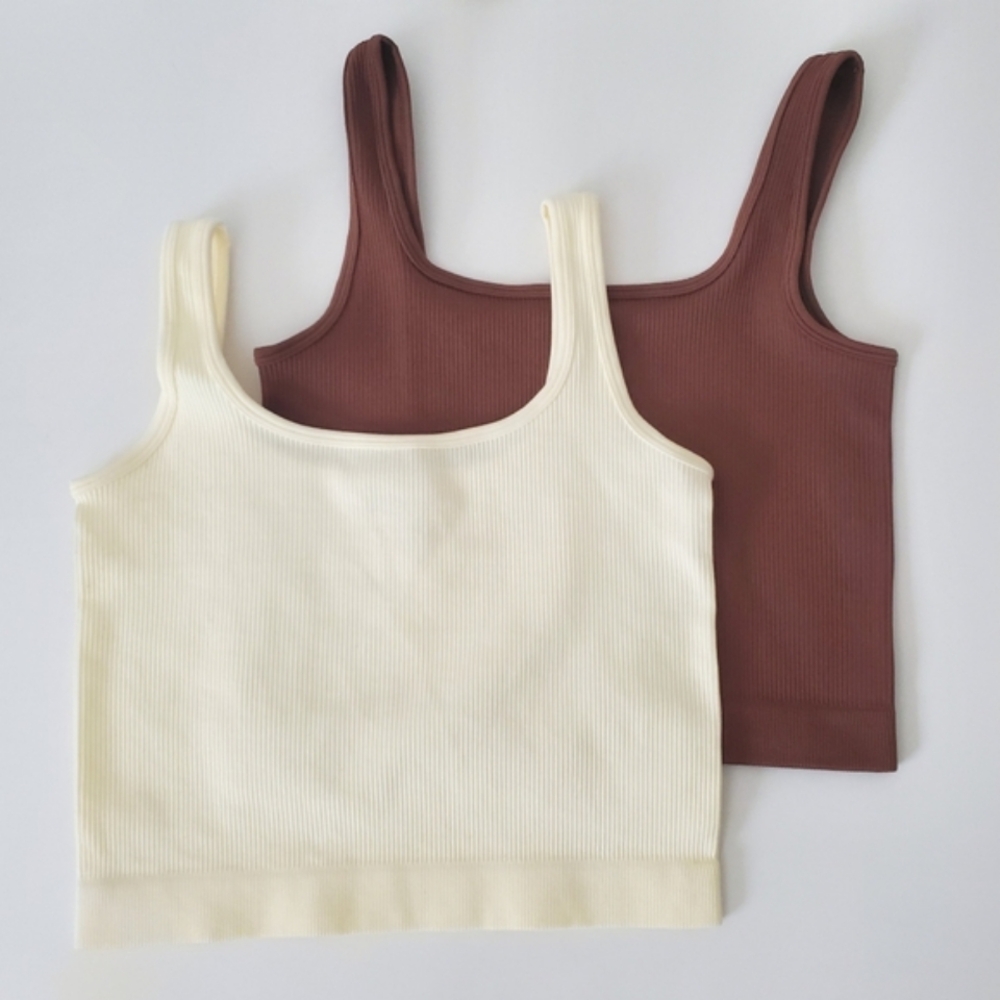 NEW Set of 2 Nylon Seamless Ribbed Square Neck Crop Tank Tops M Layering Basics